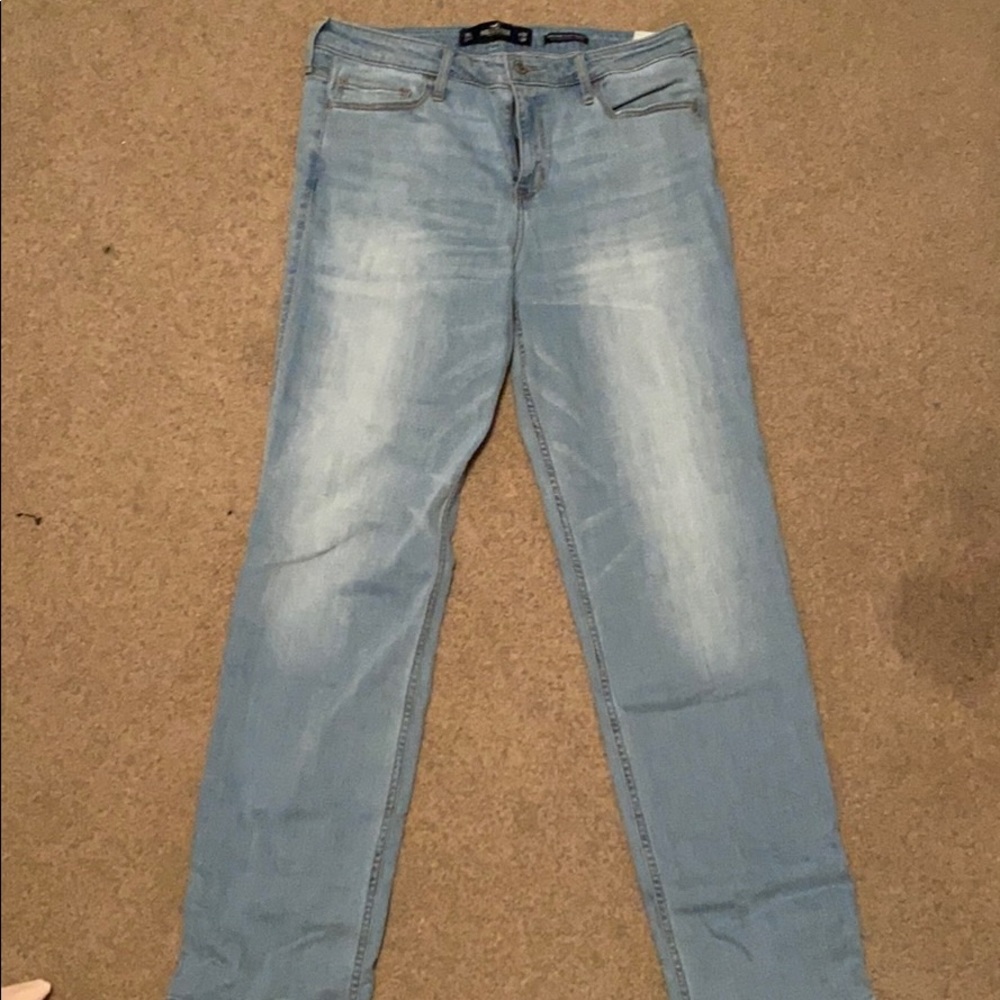 Hollister jeans